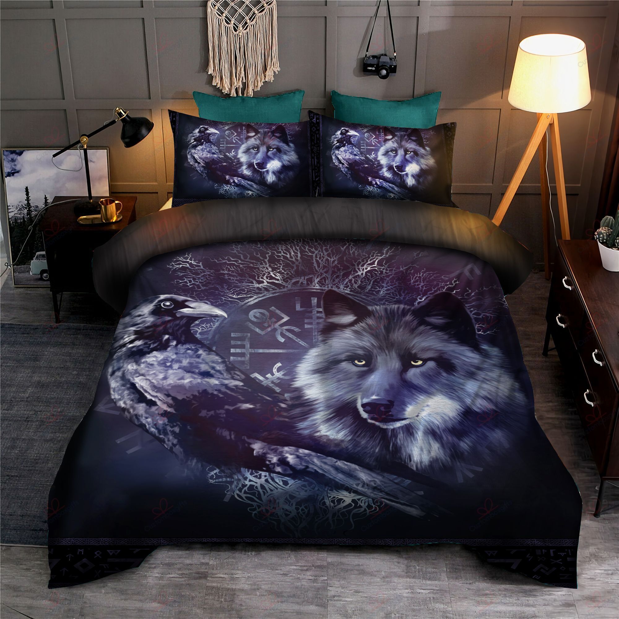 Raven And Wolf Bedding Set