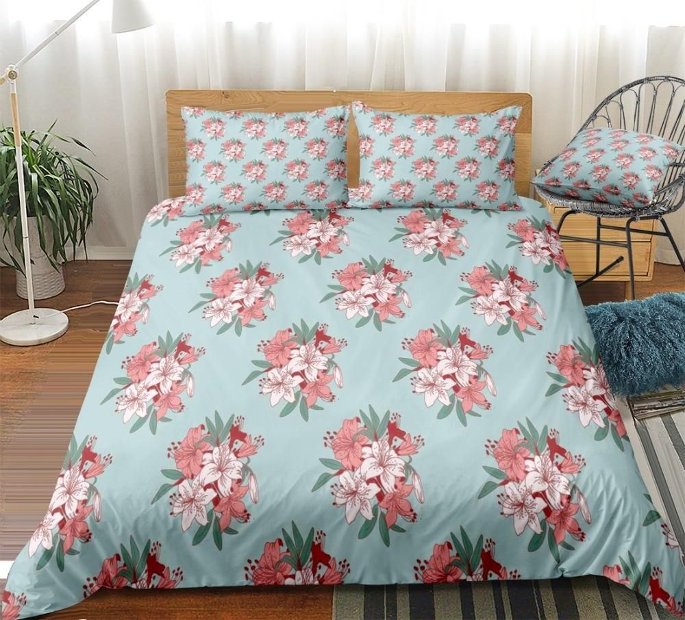 Red Flowers Pastel Blue Bedding Set