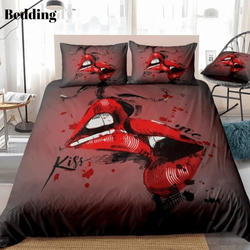 Red Kissing Lips Pattern Bedding Set