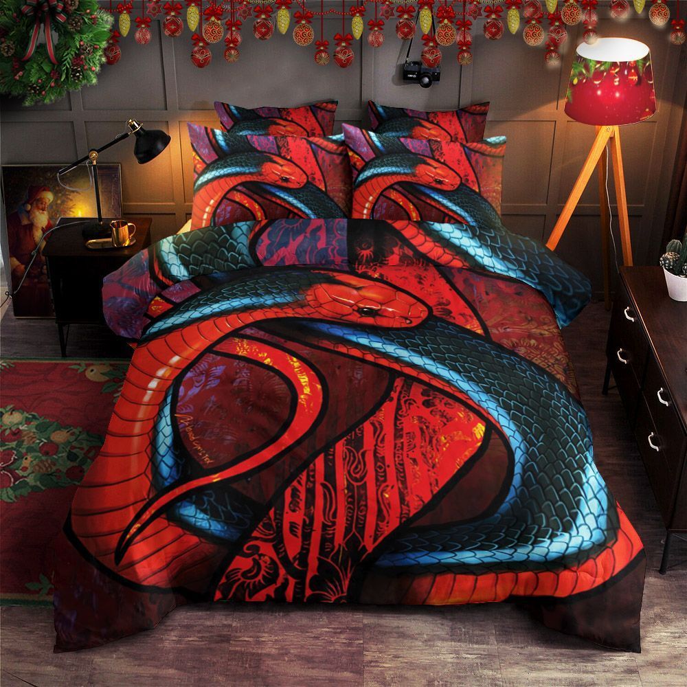 Red Snake Bedding Set
