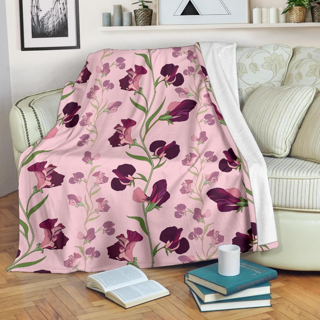 Red Wine Peony Pattern In Pink Printed Fleece Blanket