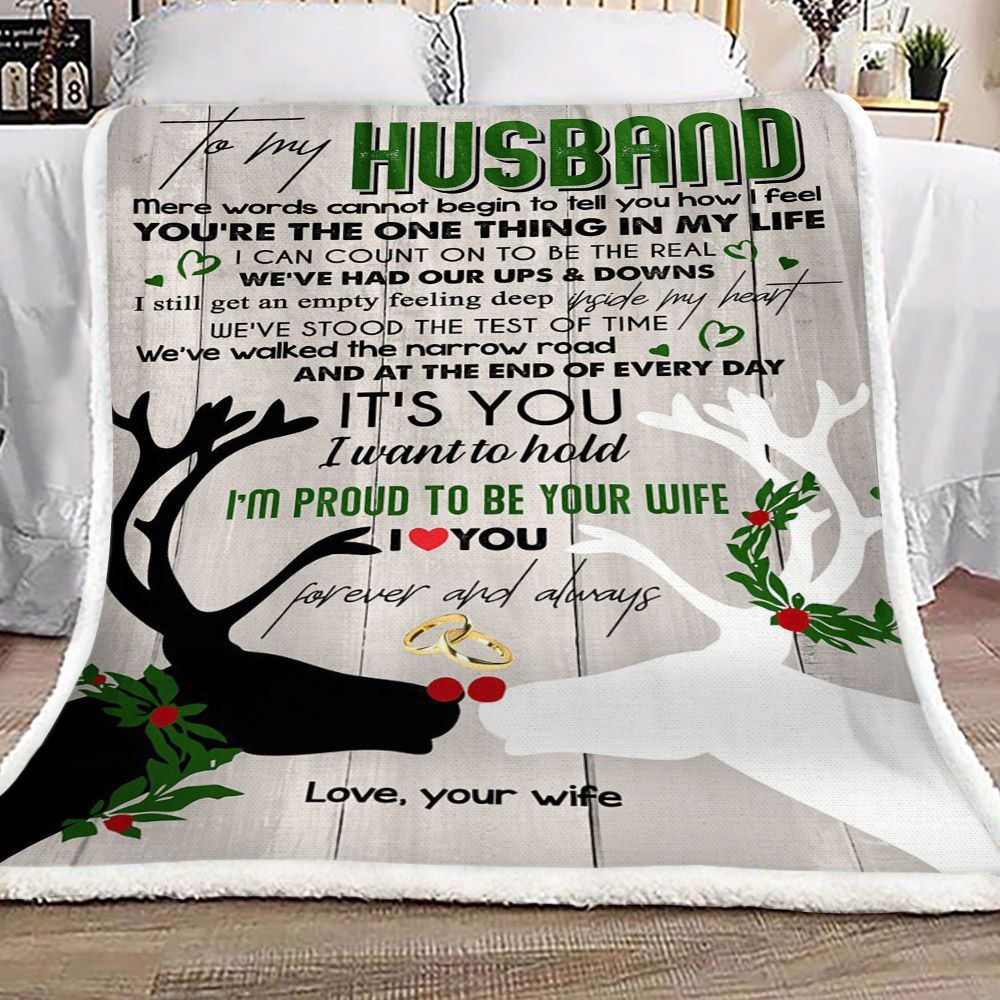 Reindeer Christmas Family To My Husband Sherpa Fleece Blanket