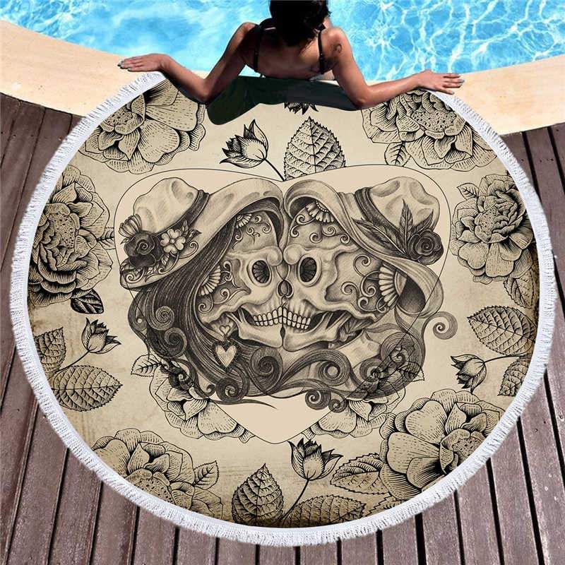 Retro Heart-shaped Couple Skulls Vintage Printed Round Beach Towel
