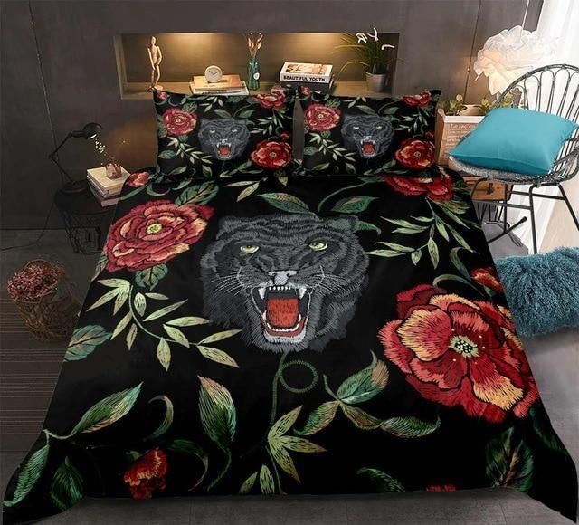 Retro Tiger Floral Pattern Bedding Set
