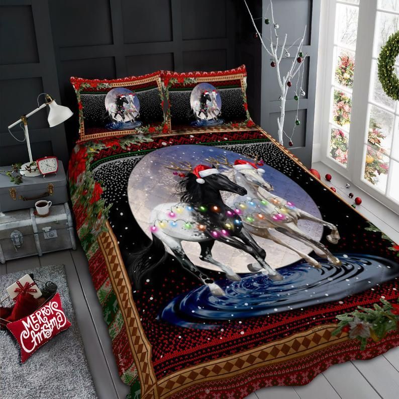 Running Horses Christmas Bedding Set