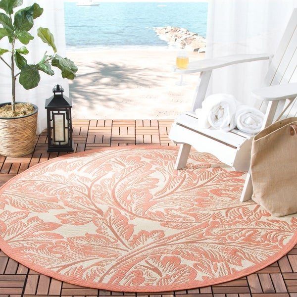 Safavieh Courtyard Bettyjane Round Carpet