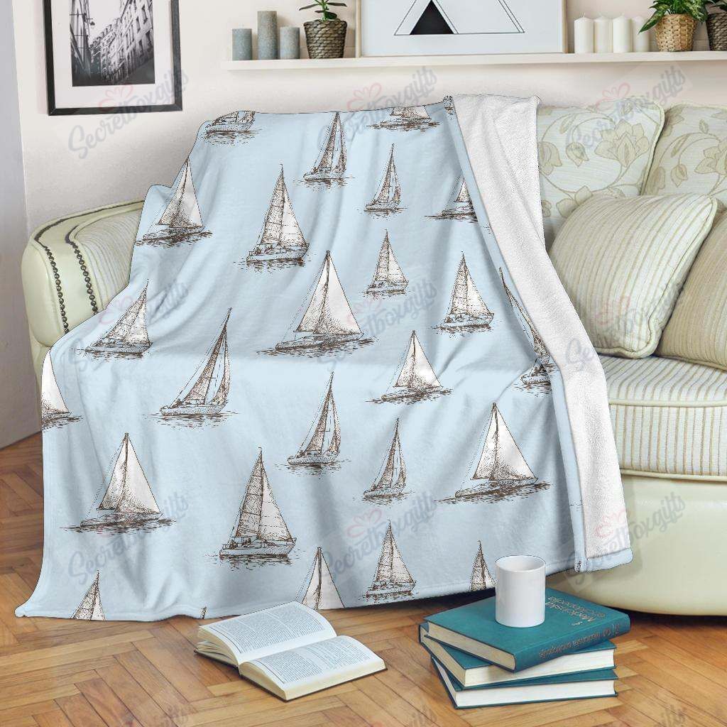 Sailing Ships Pattern Fleece Blanket