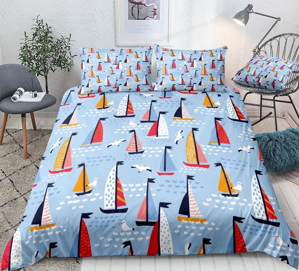 Sailing Yachts On Beach Bedding Set