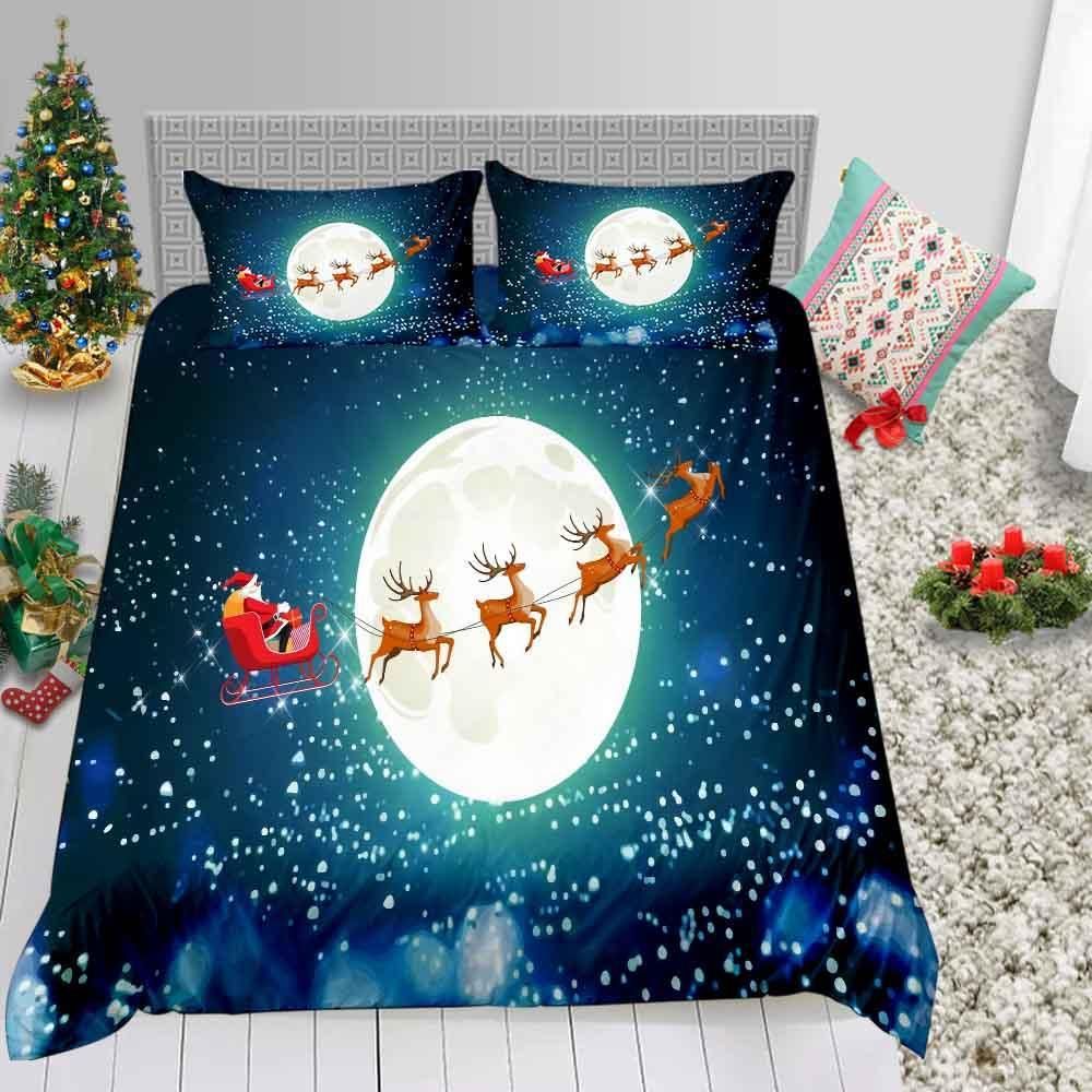 Santa And Reindeer Full Moon Bedding Set