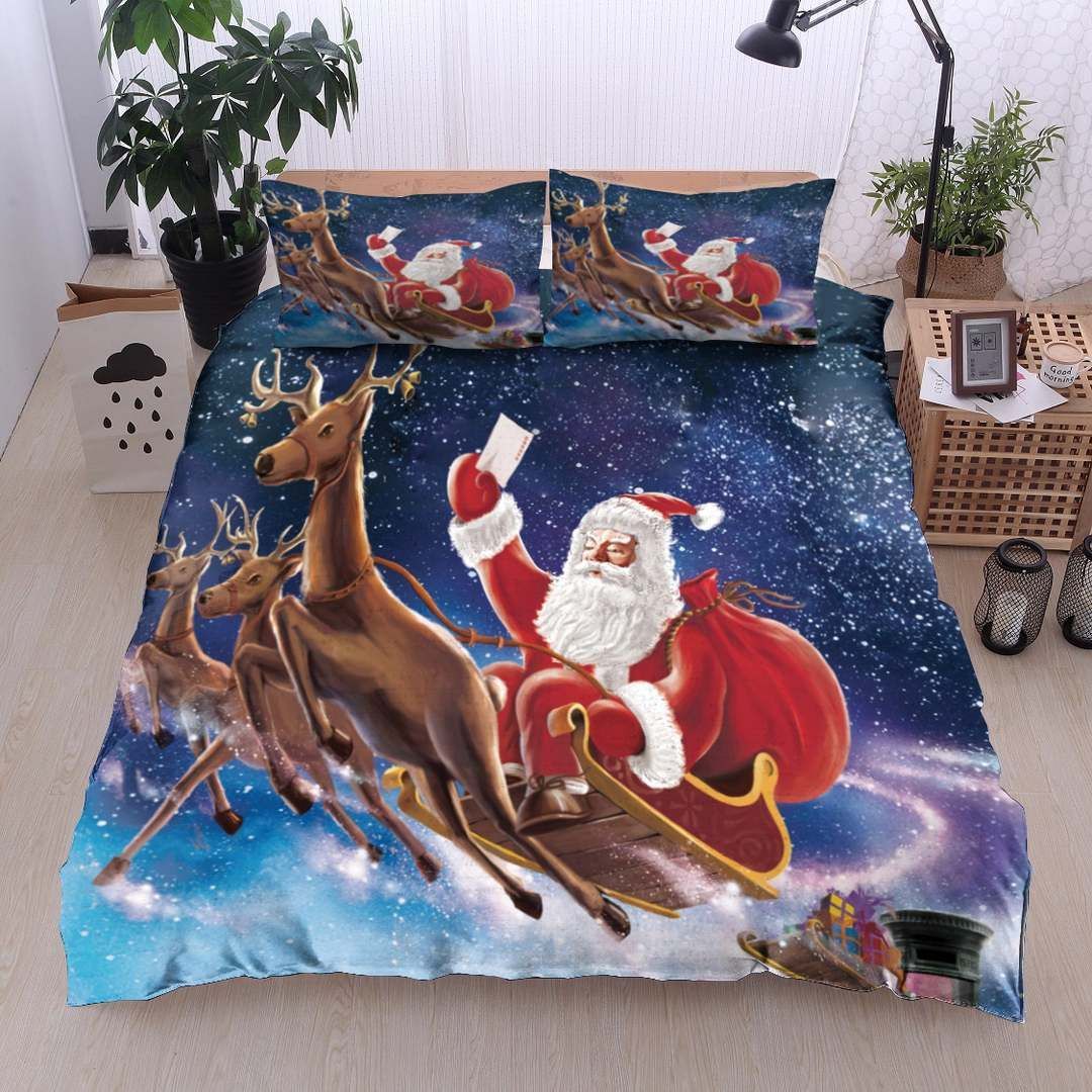 Santa Reindeer Bedding Set