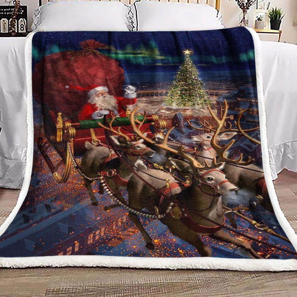 Santa Claus Moose In Town Christmas Sherpa Fleece Blanket