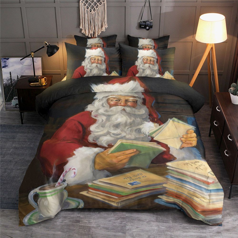 Santa Reading Letters Bedding Set