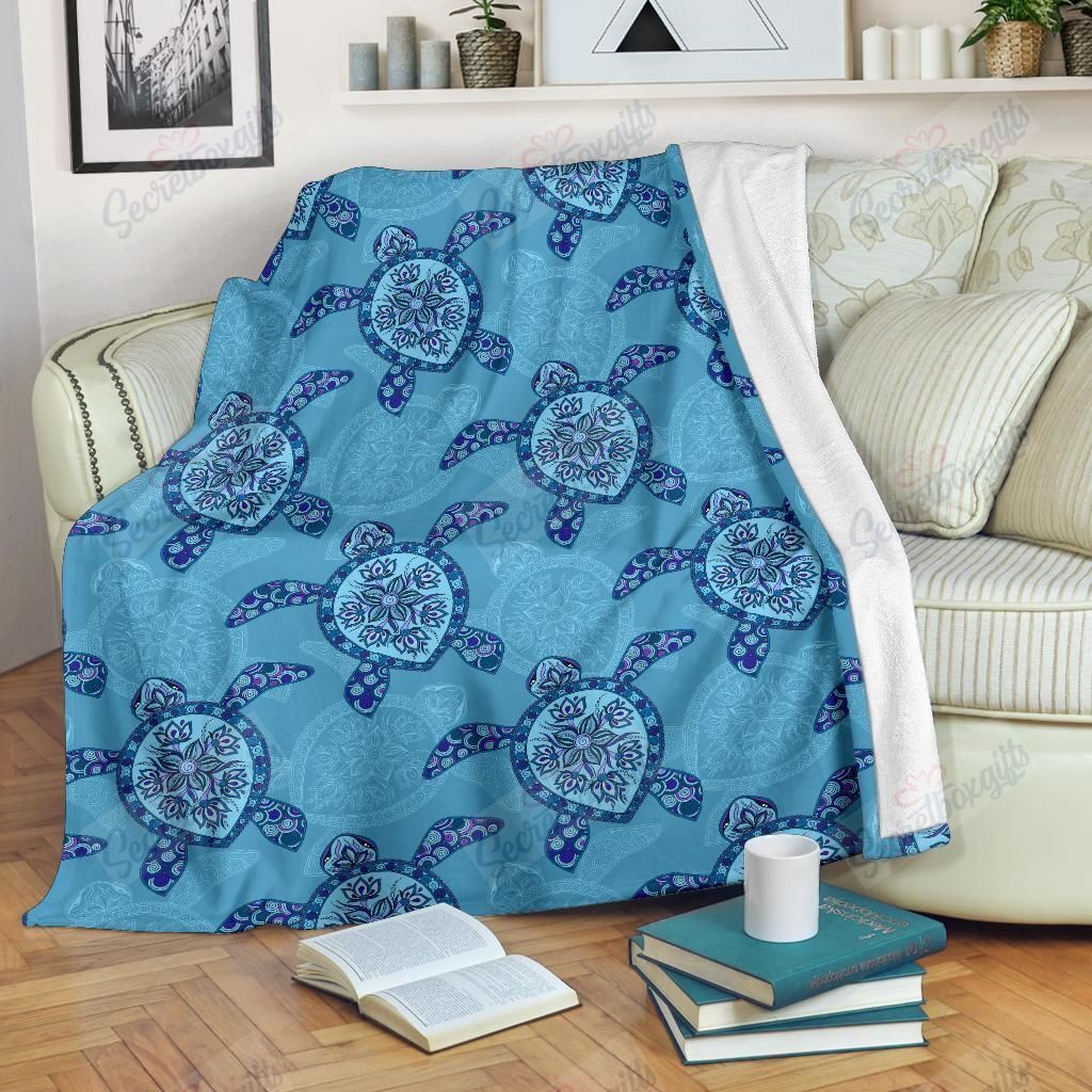 Sea Turtle Blue Tribal Pattern Fleece Blanket