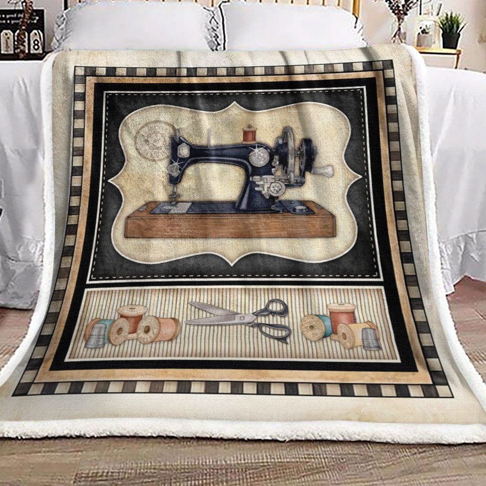 Sewing Sherpa Fleece Blanket