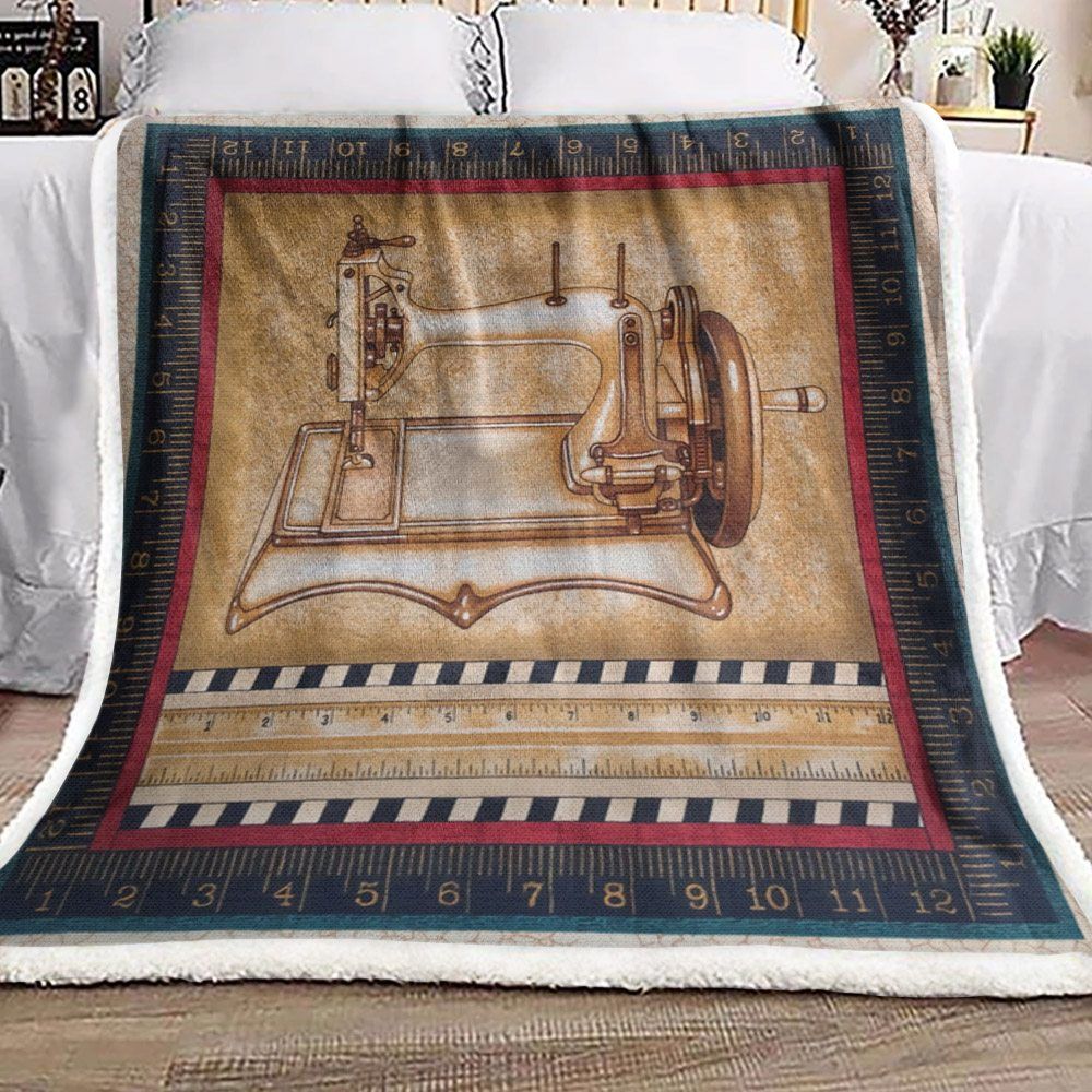 Sewing Sherpa Fleece Blanket