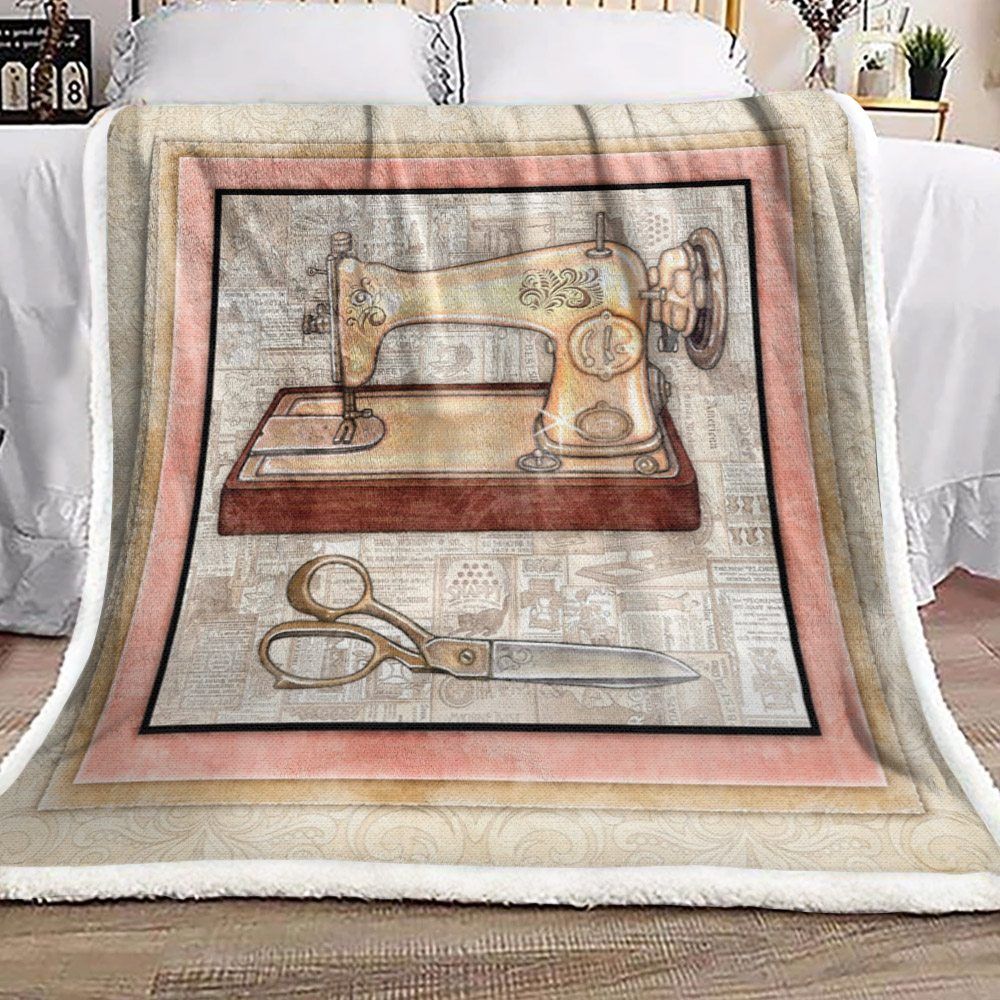 Sewing Sherpa Fleece Blanket