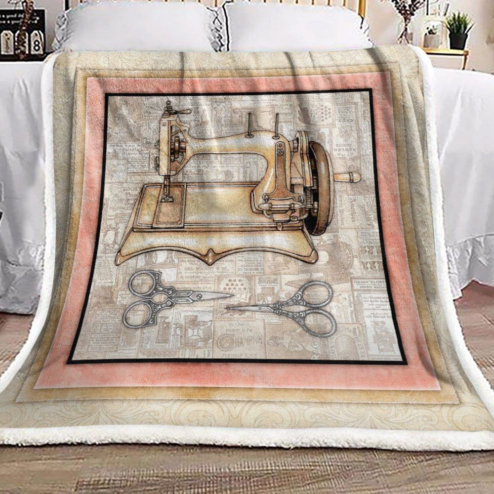 Sewing Sherpa Fleece Blanket