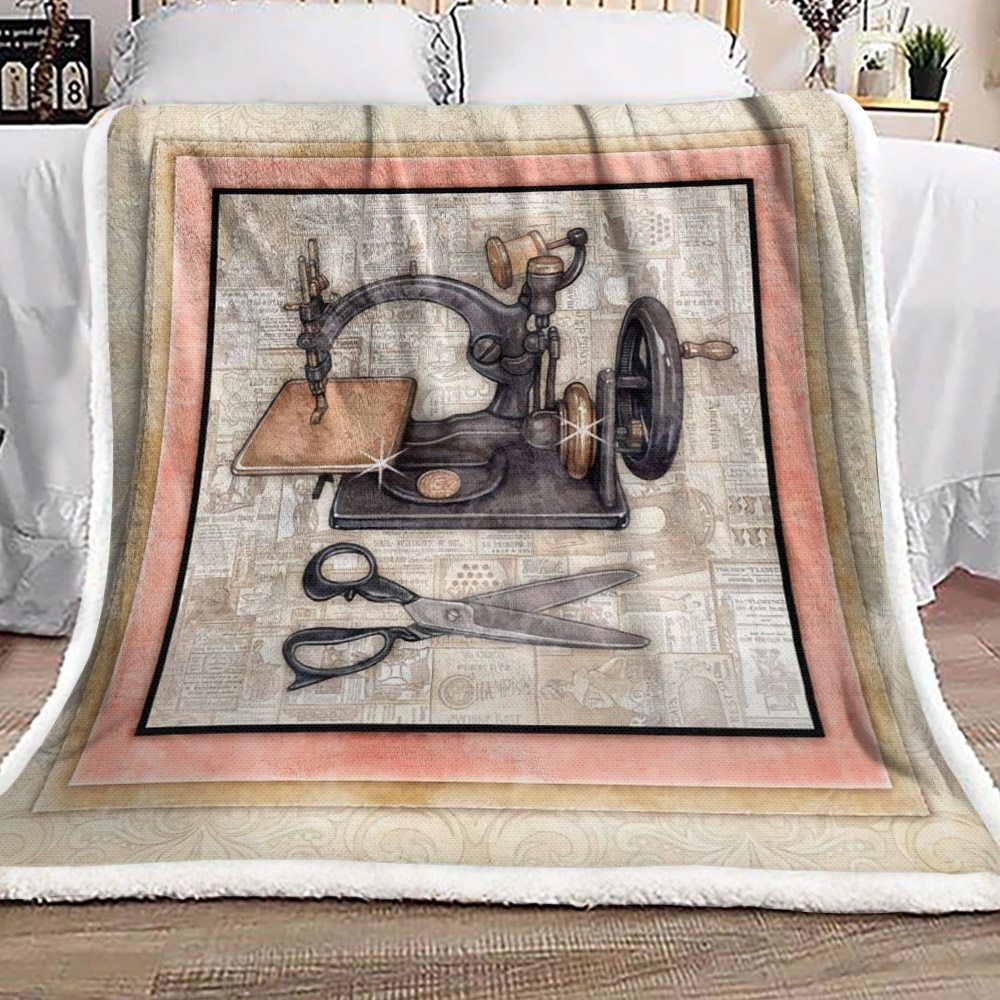 Sewing Sherpa Fleece Blanket