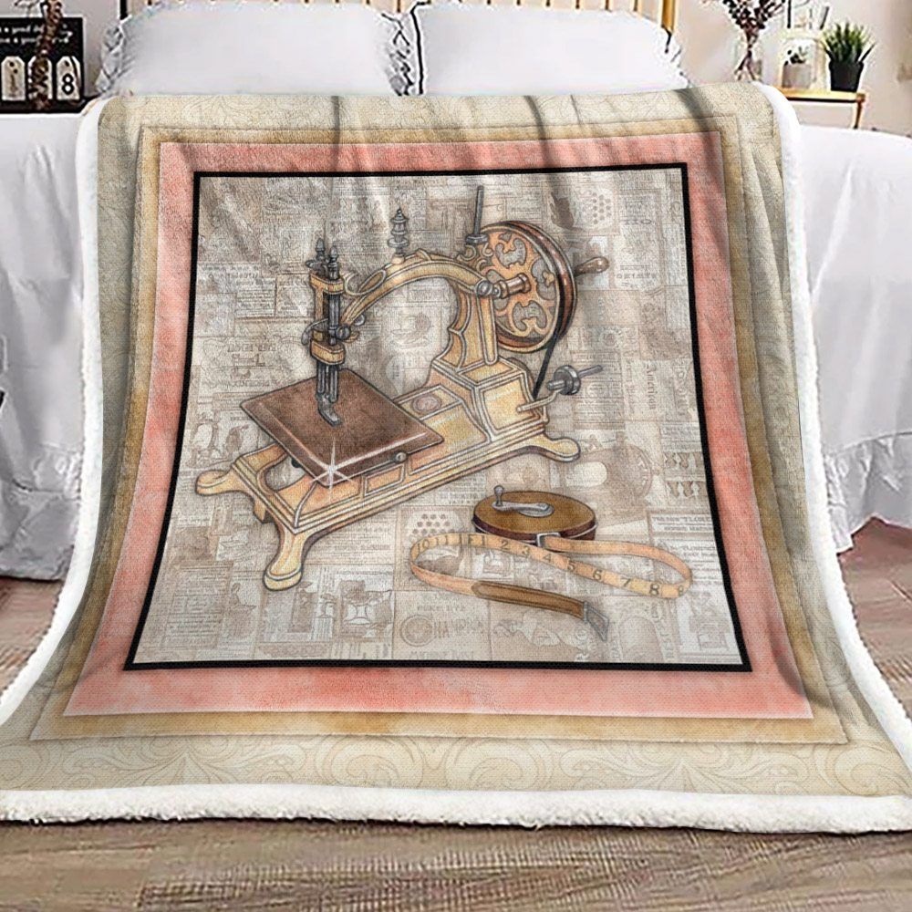 Sewing Sherpa Fleece Blanket