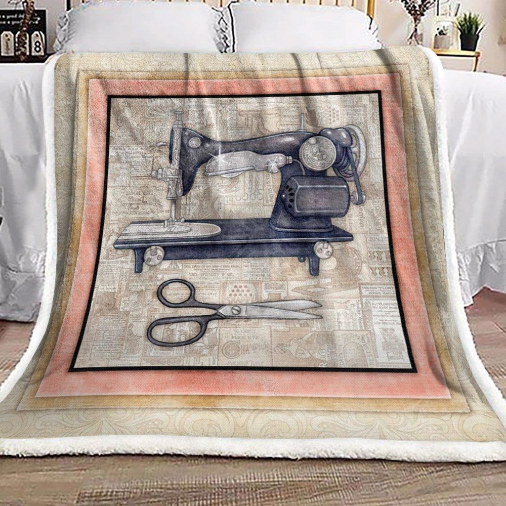 Sewing Sherpa Fleece Blanket