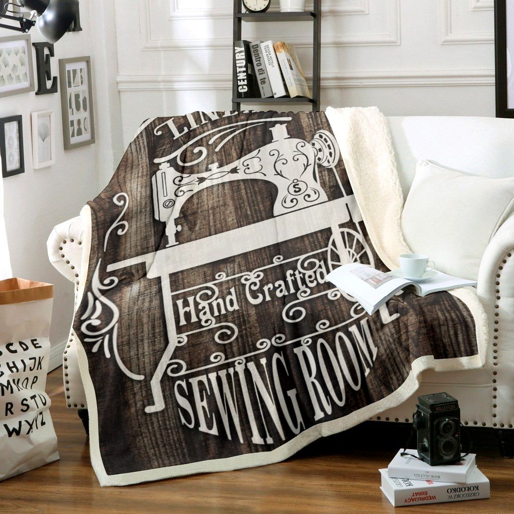 Sewing Sherpa Fleece Blanket