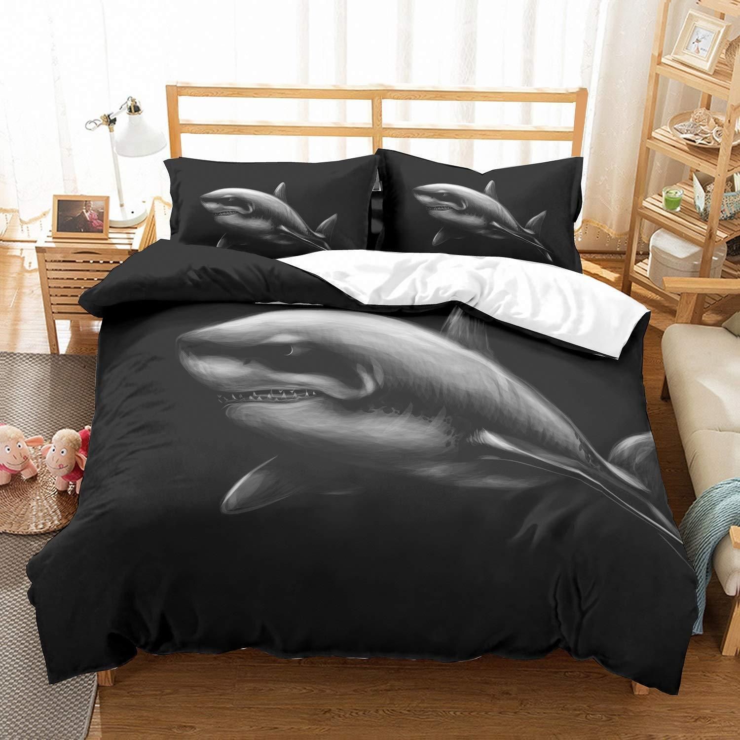 Shark Bold Pattern Bedding Set