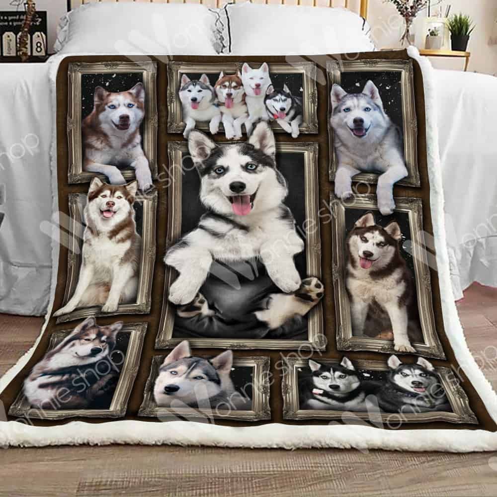 Siberian Husky Dog Happy Sherpa Fleece Blanket