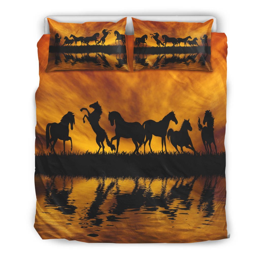 Silhouette Horse At Sunset Bedding Set