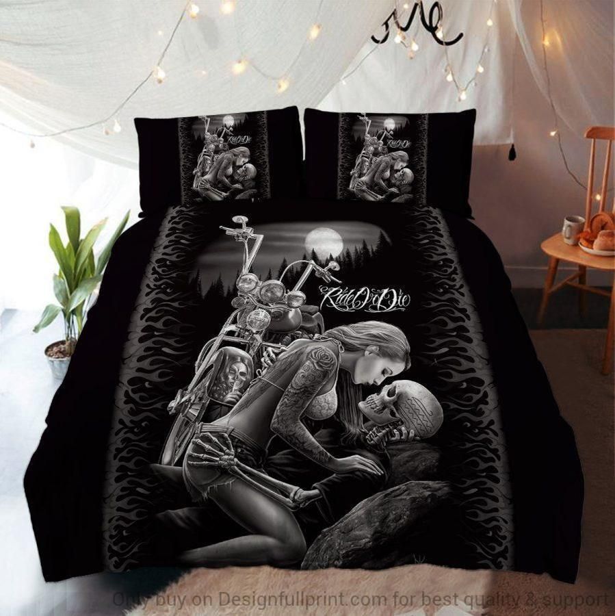 Skull And Beauty Forever Love Bedding Set