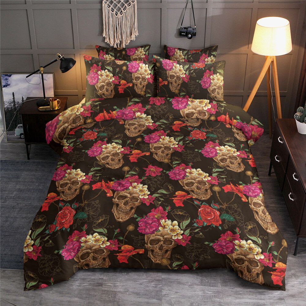 Skull And Flowers Bedding Set