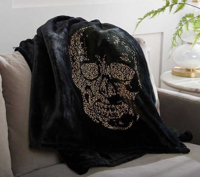 Skull Sherpa Fleece Blanket