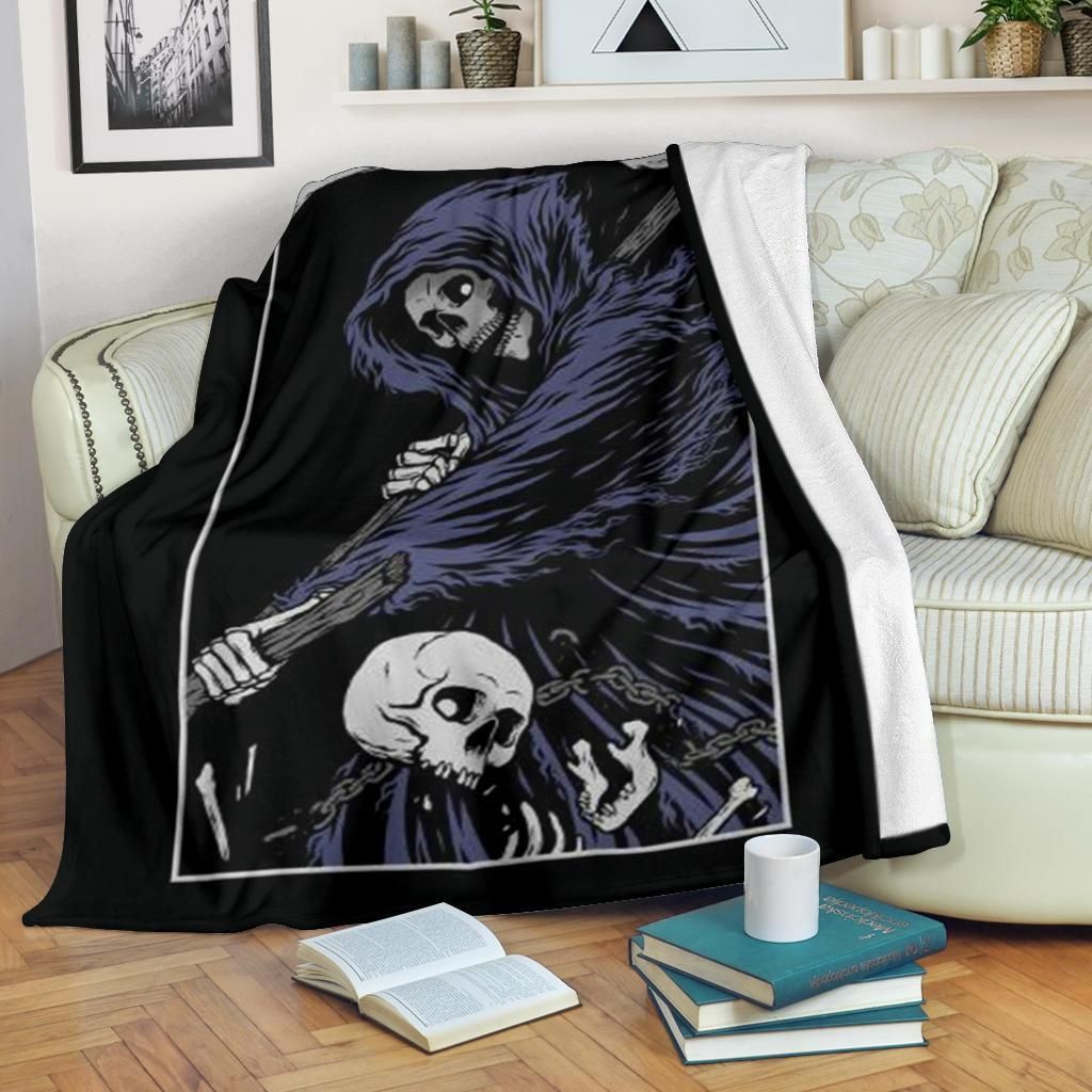 Skull Sherpa Fleece Blanket