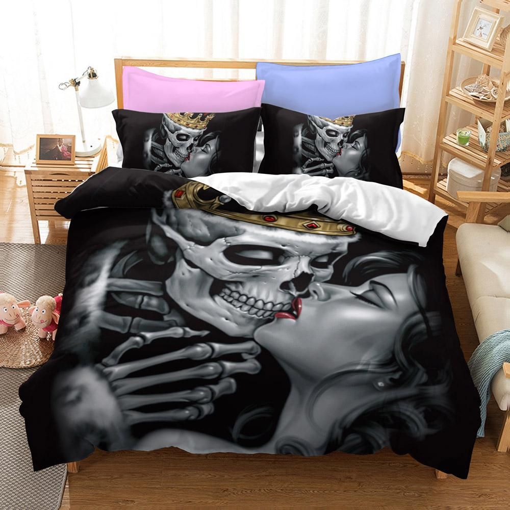 Skull King Kiss My Lady Bedding Set