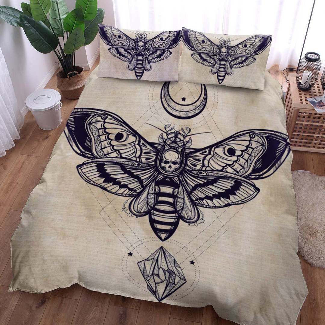 Skull Moth Bedding Set