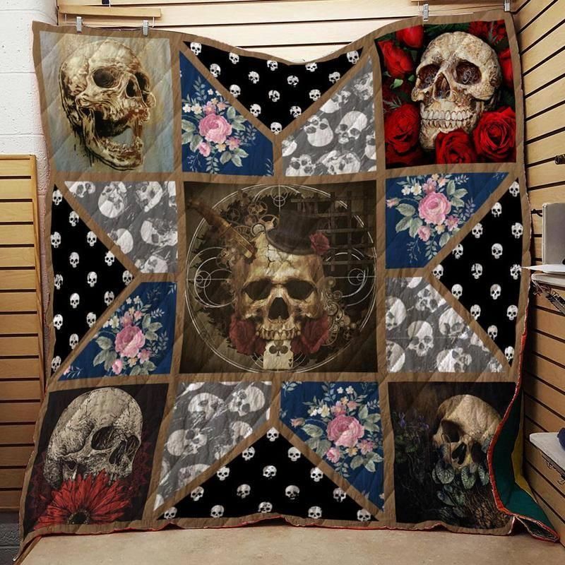 Skull Young Dumb And Broke Quilt Blanket DHC0201201040TD