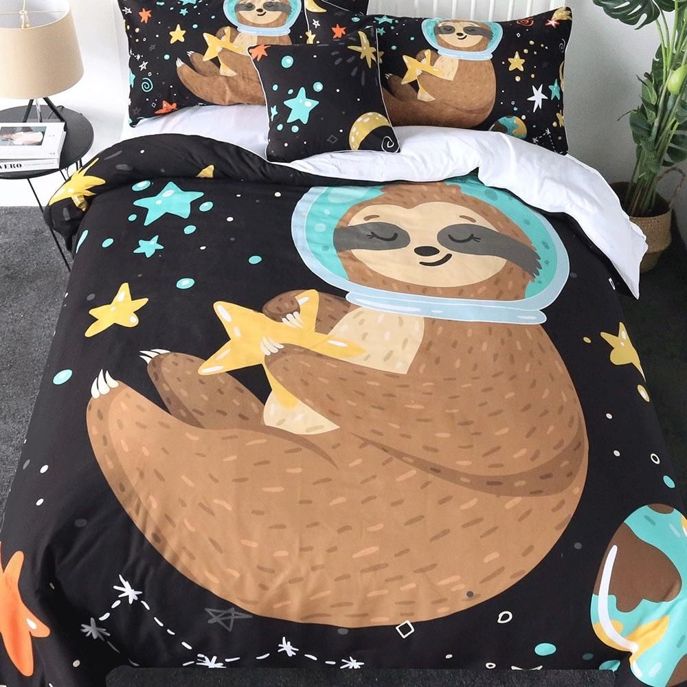 Sloth Exploring Space Bedding Set