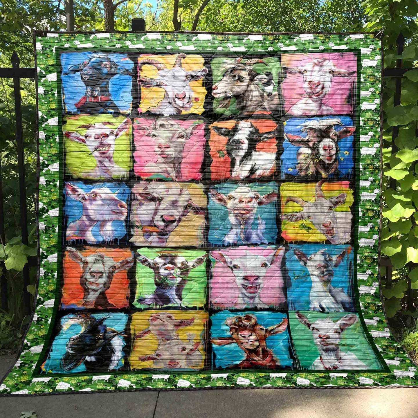 Smiling Goats PKT200653 Quilt Blanket