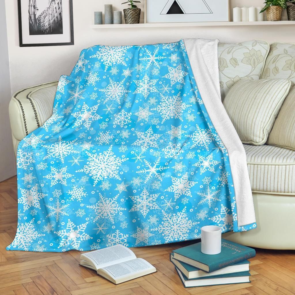Snowflake Pattern Sherpa Fleece Blanket
