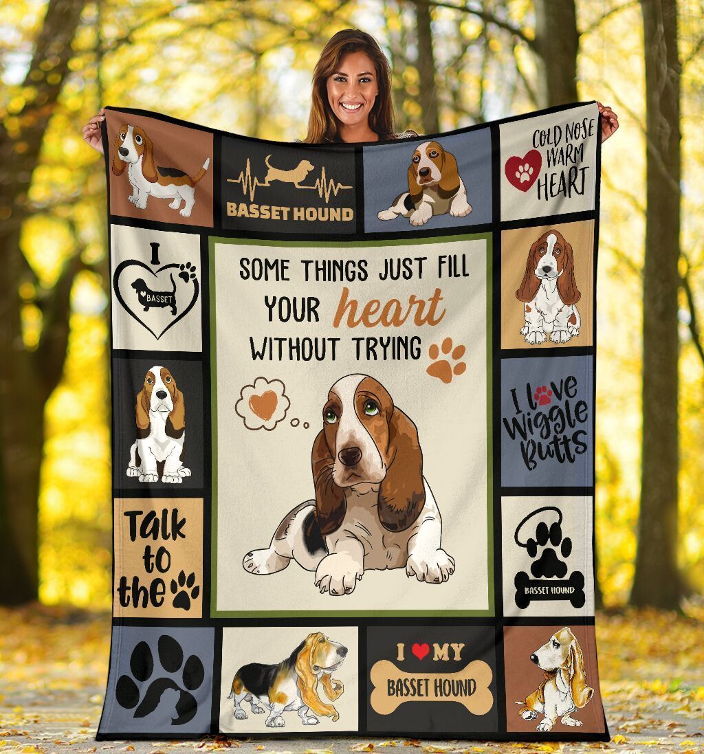 Some Things Just Fill Your Heart Without Trying Basset Hound Dog Sherpa Fleece Blanket