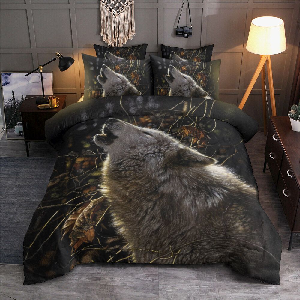 Songs Of Autumn Wolf Bedding Set
