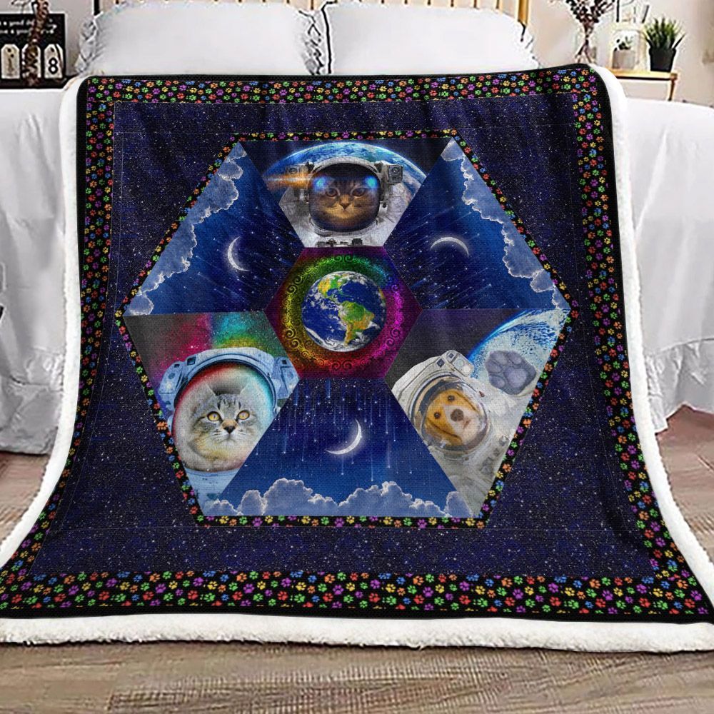 Space Pets Cat Dog Sherpa Fleece Blanket