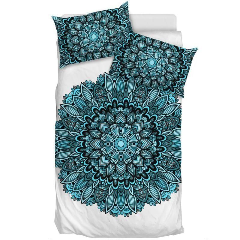 Spiritual Blue And White Flower Bedding Set
