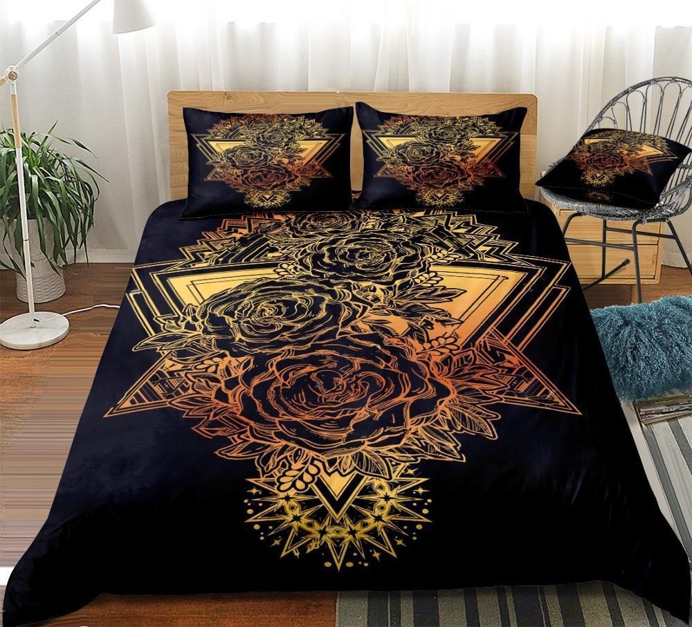 Spiritual Roses Triangle Black Bedding Set