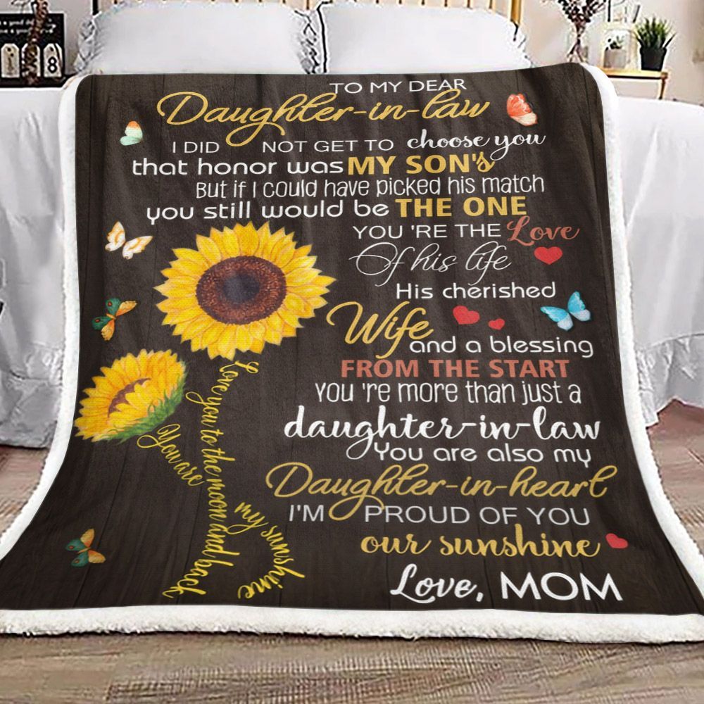 Sunflower Butterfly To My Dear Daughter In Law Love Mom Sherpa Fleece Blanket
