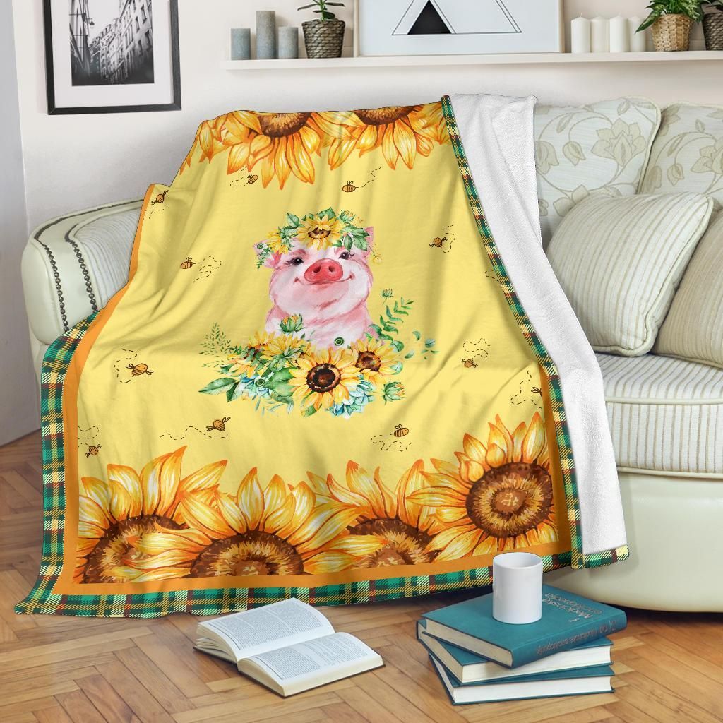 Sunflower Pig Sherpa Fleece Blanket