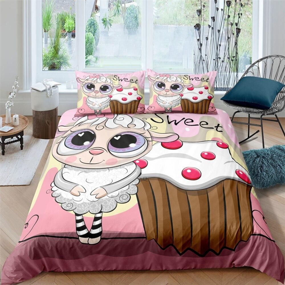 Sweet Cartooned Sheep Bedding Set