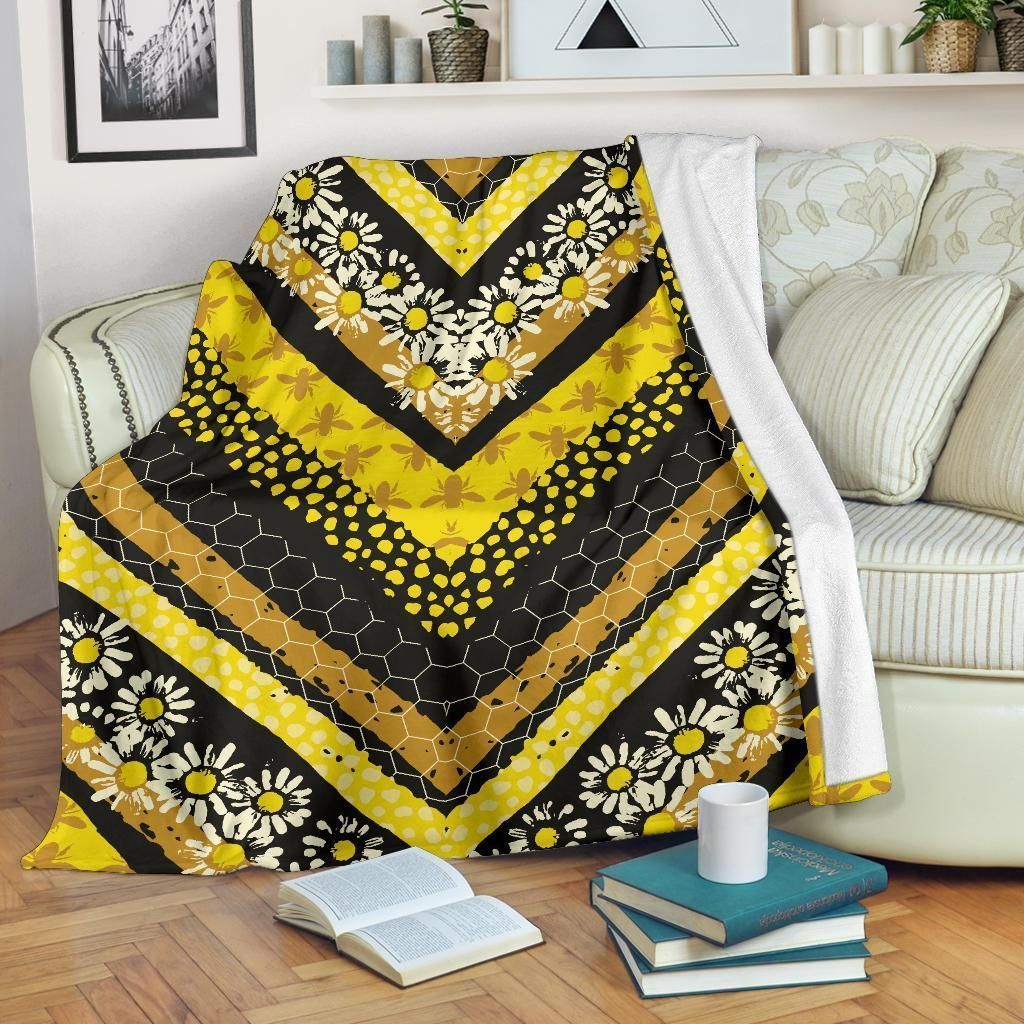 Sweet Honeybee Sherpa Fleece Blanket