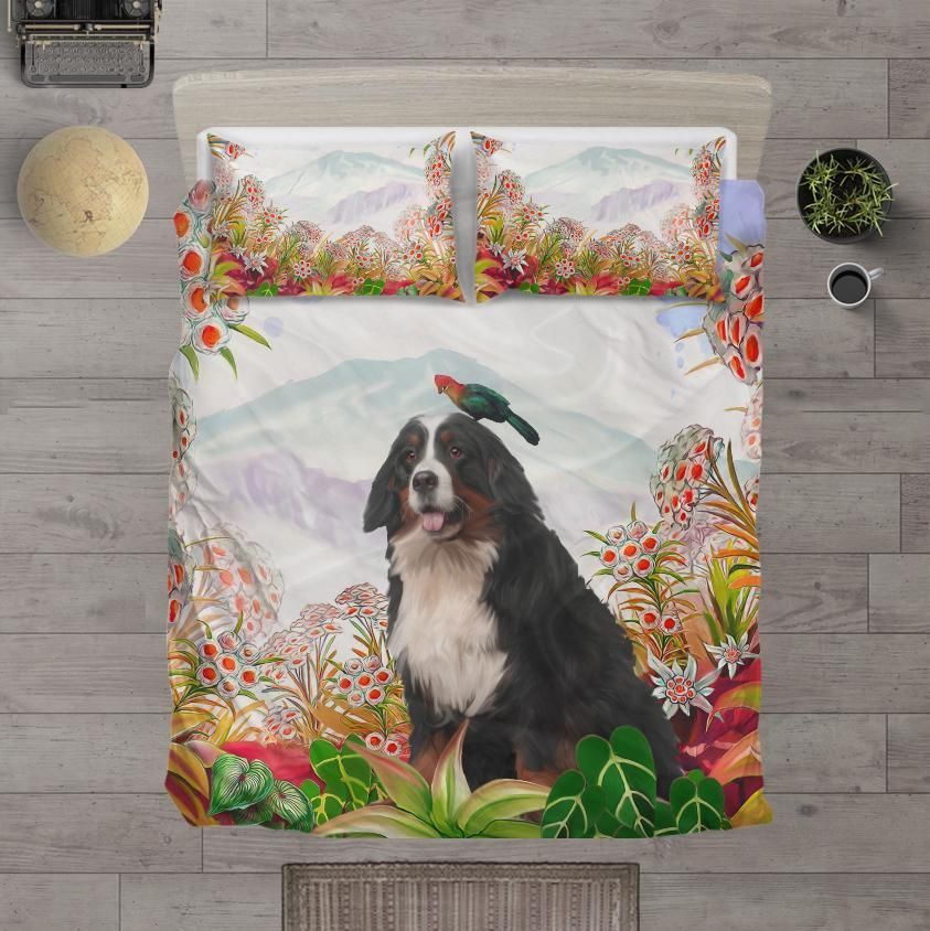 Swiss Bernese With Turaco Bedding Set