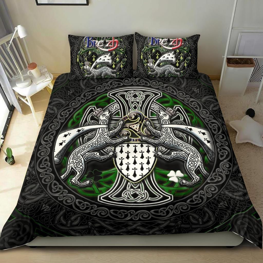 Symbol Of Brittany Black Tone Bedding Set