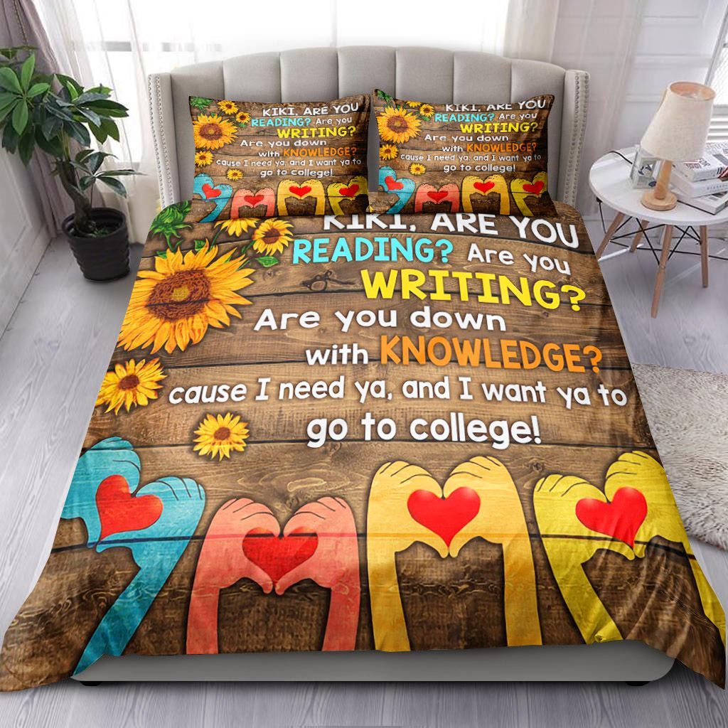 Teacher Kiki Are You Reading Bedding Set